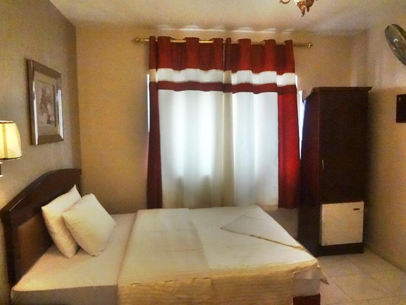 Sutchi Hotel Dubaj Kültér fotó