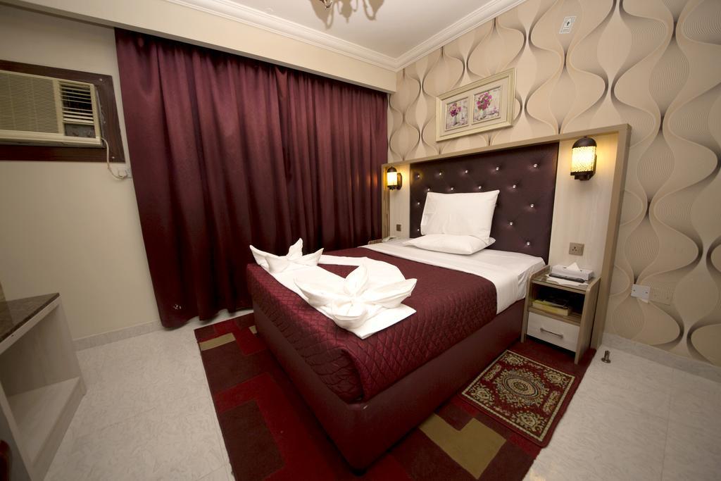 Sutchi Hotel Dubaj Kültér fotó